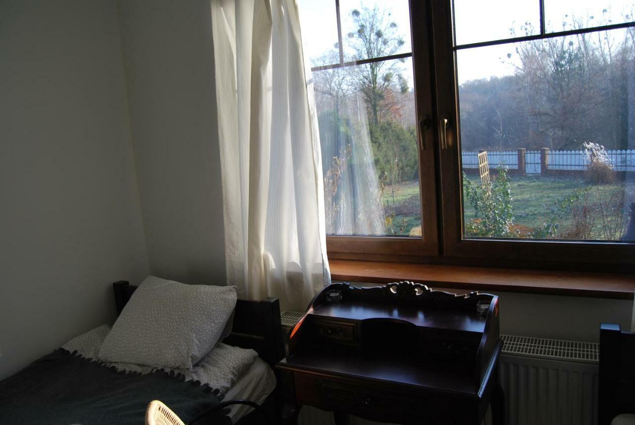 Pokoje Nad Mlynem Stryków Exterior foto